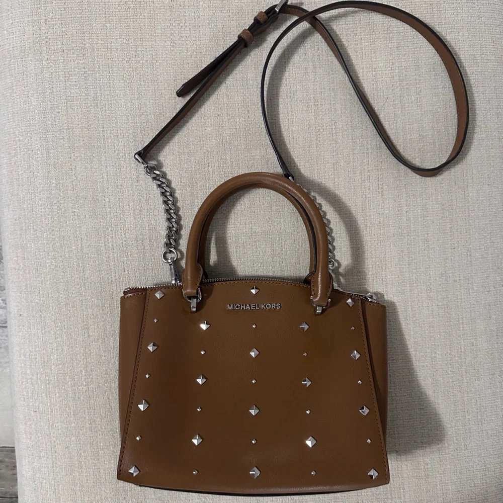 Michael Kors Small Ellis Purse - Picture 2 of 8